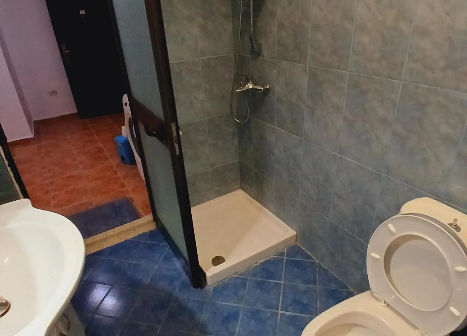 Apartment Seaview Golem Devi